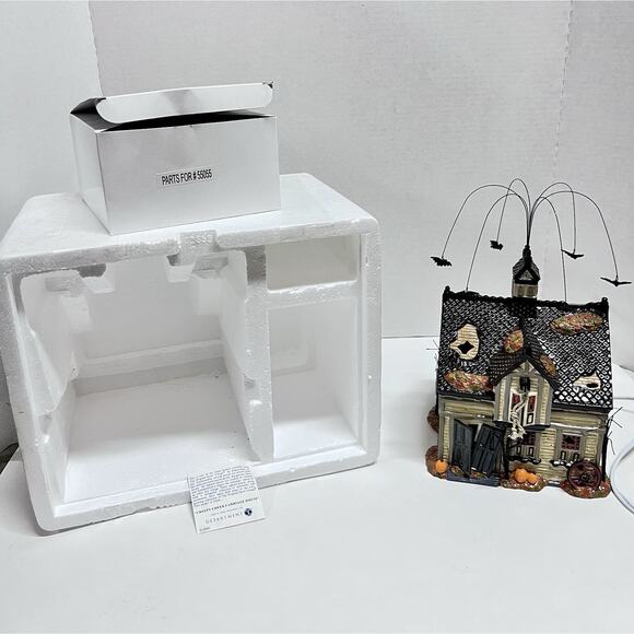 Dept 56 Snow Village Halloween Creepy Creek Carriage House Light & Movement WOB - Picture 12 of 12